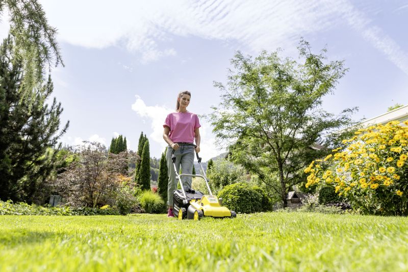 Kärcher cordless lawn mower LMO 3-18 Battery